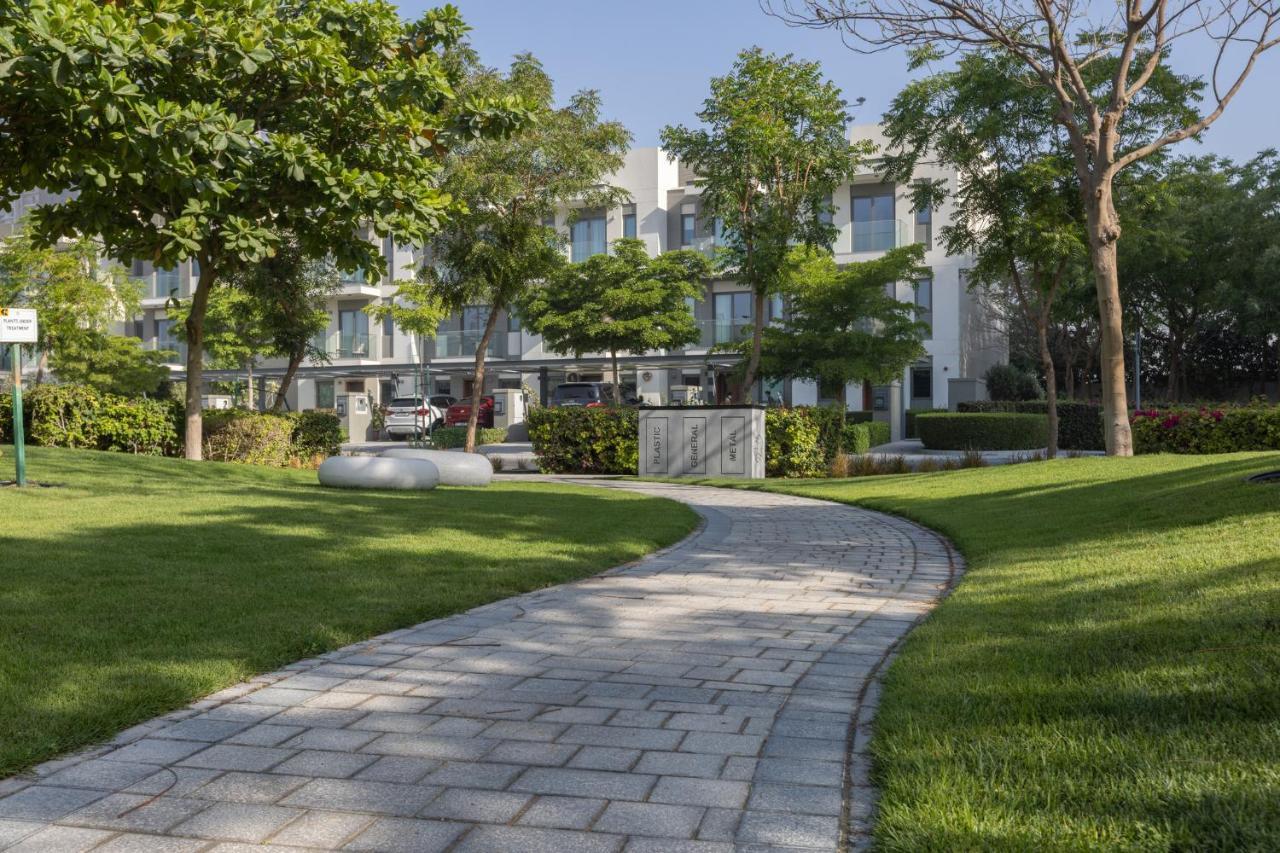 Stay By Latinem Luxury Studio Holiday Home G6-6103 Near Burj Khalifa Dubái Exterior foto